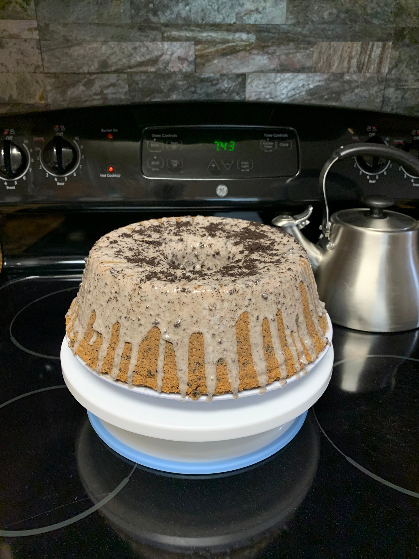 Oreo pound cake